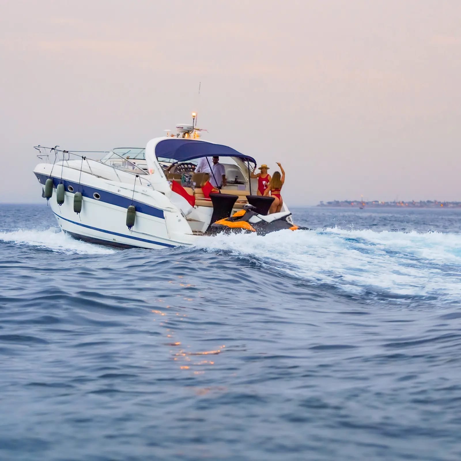 Bavaria 42 Sport image 7