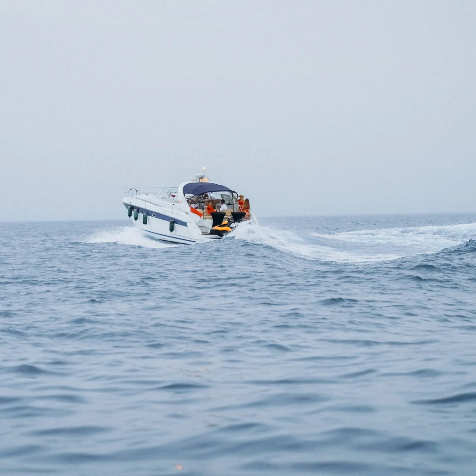 Bavaria 42 Sport image 2